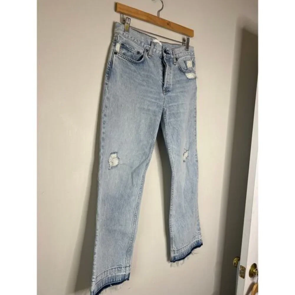NEW ASKK NY Frayed Hem Distressed Detailing Crop Jeans Light Blue Wash Size: 25